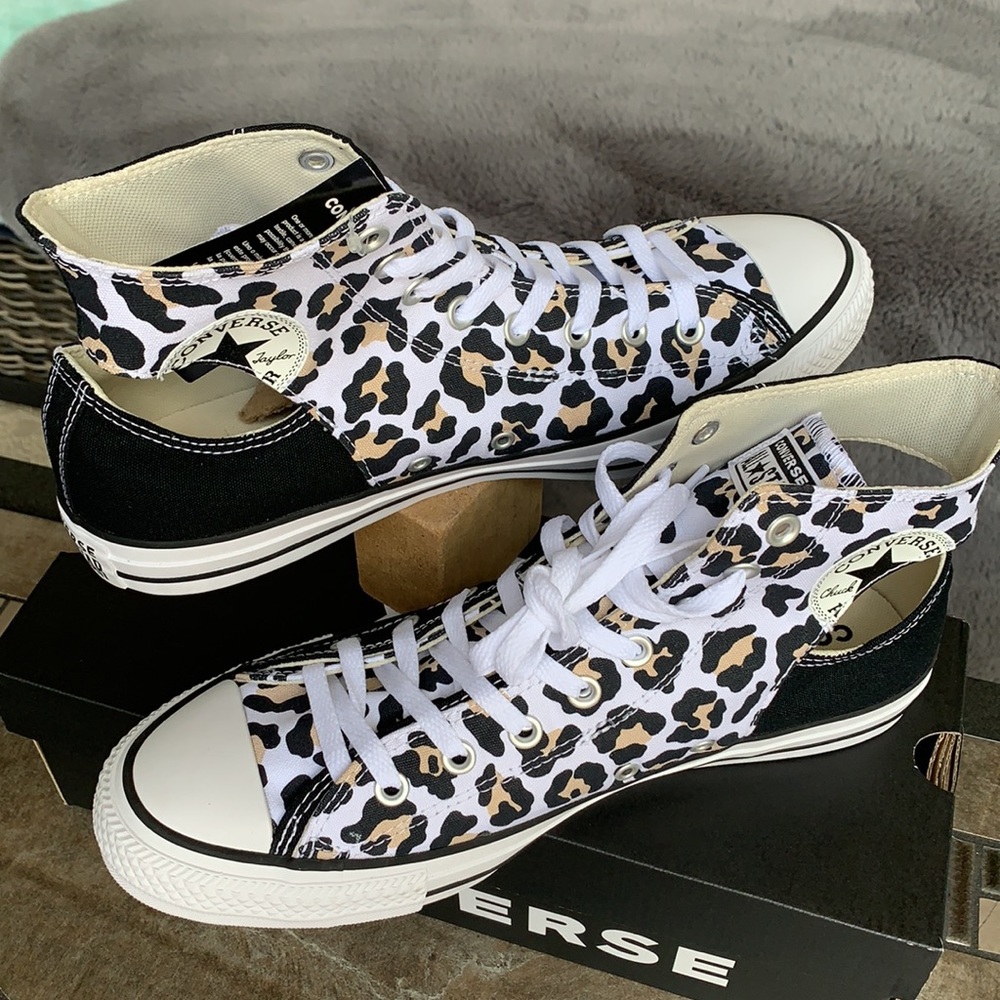 CONVERSE CTAS TWISTED UPPER HI BLACK/WHITE/DESERTM - Picture 13 of 15